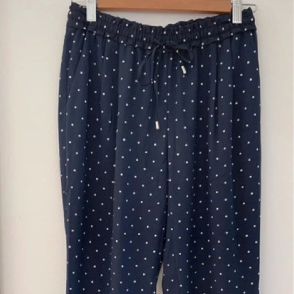 Fluid pants